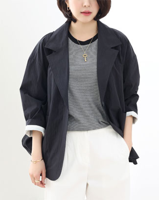 ������ ��� ������ ���� ���Ϸ��� ���� (2color)*��⼺ ���� �ƻ��(Asa Cotton) �Ȱ����� ������ �鷯 �����ʰ� ������ (Loose fit): ���� ���� �ʰ� �混�ϰ� �������� ������, �����ͺ��ٴ� ���������� ������ ����